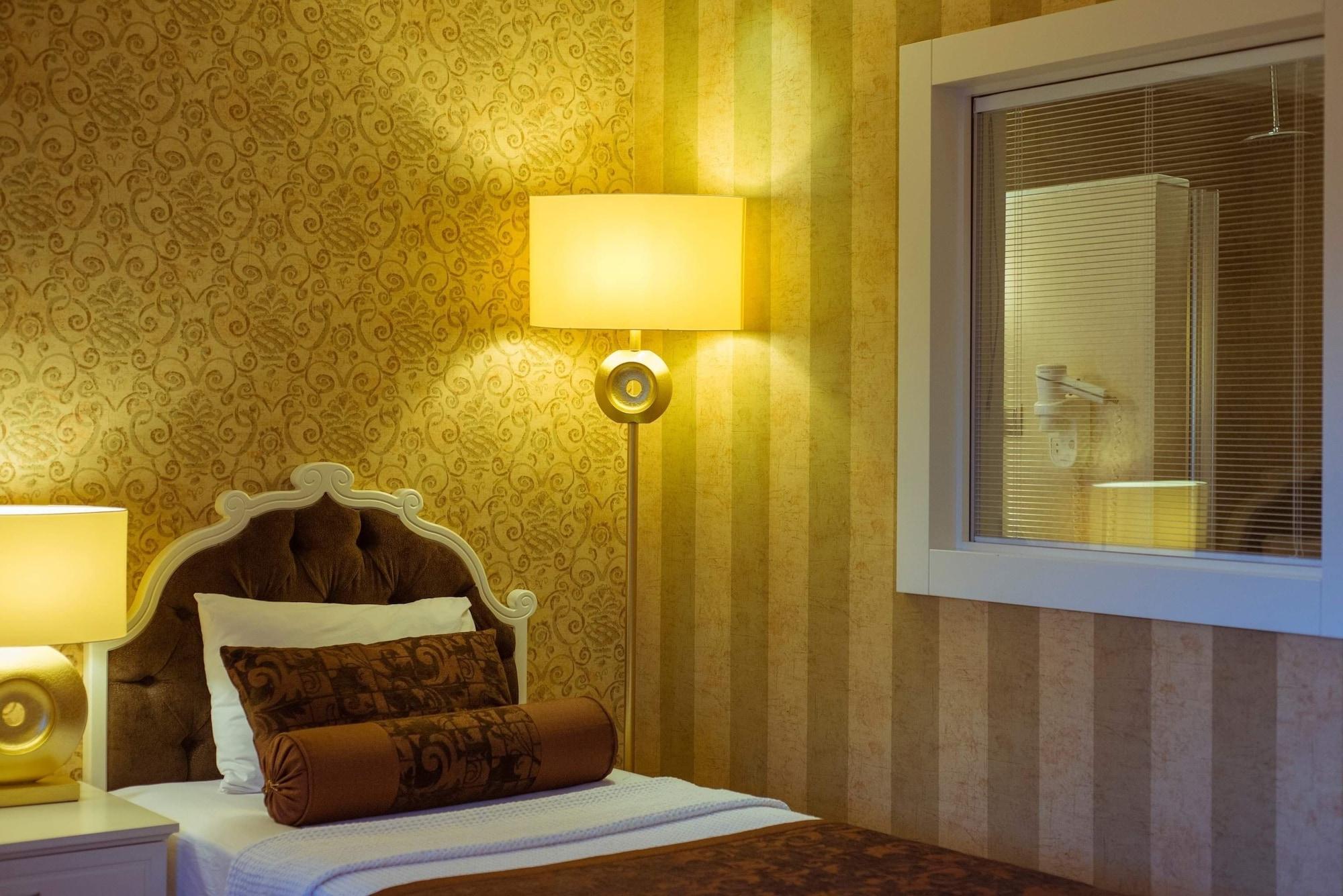 Han Deluxe Hotel Олюденіз Екстер'єр фото