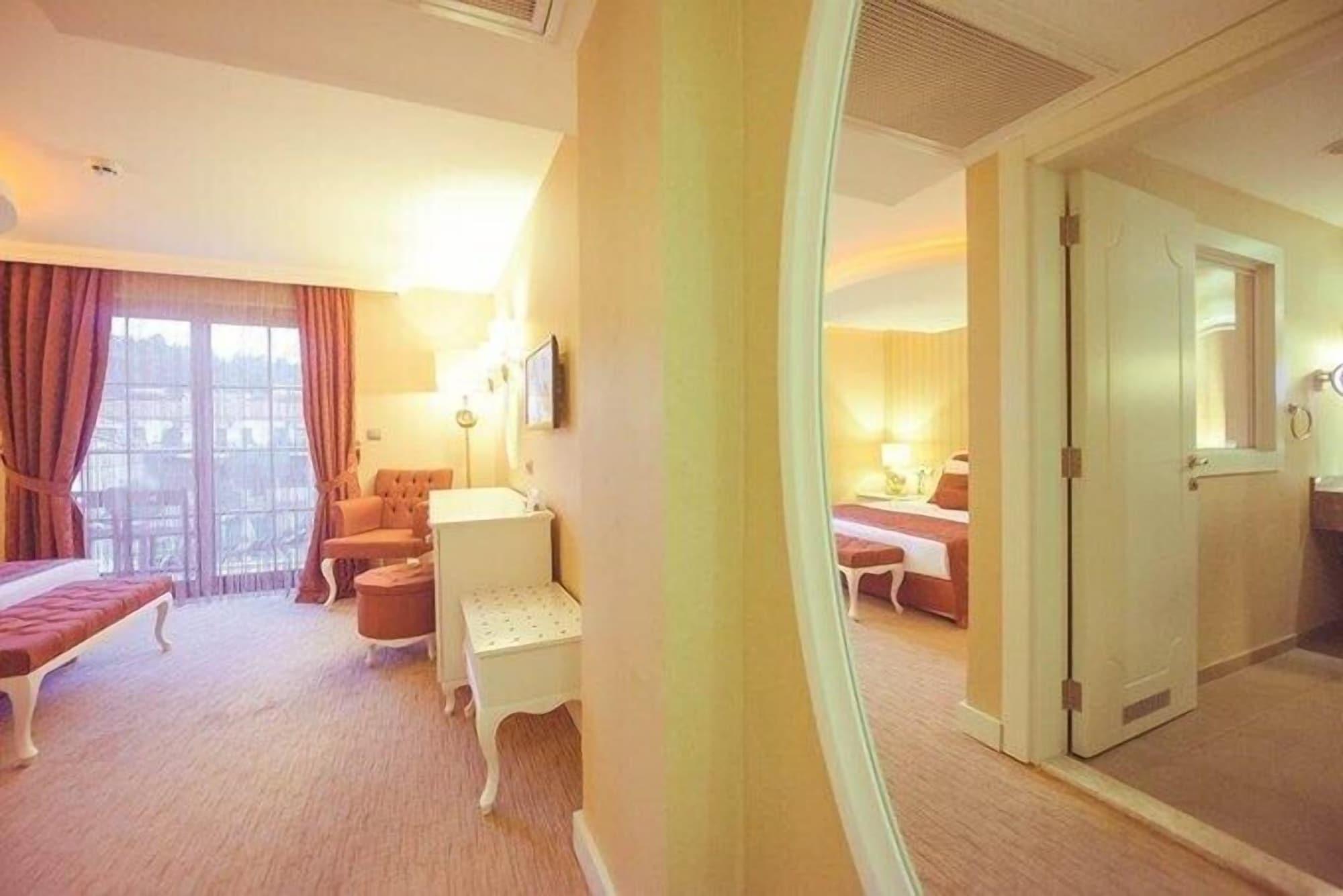 Han Deluxe Hotel Олюденіз Екстер'єр фото
